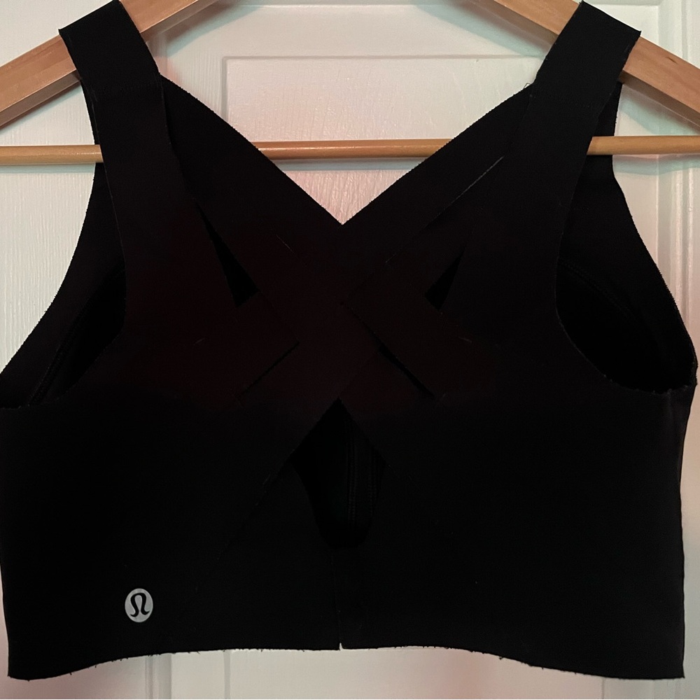 Lululemon Black Enlite Bra 32E